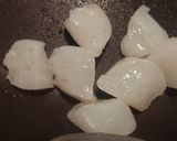 A picture of step 5 of Low-Carb Chewy Stir-fried Konnyaku.