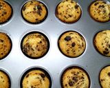 சாக்லேட் சிப் மஃபின்(choco chip muffin recipe in tamil) ரெசிபி ஸ்டேப் 5 புகைப்படம்
