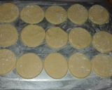Foto del paso 4 de la receta: Alfajores caseros de dulce de leche y coco rallado. ricos