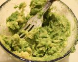 A picture of step 4 of Chicken Steak with Avocado Sauce.