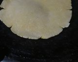 A picture of step 3 of Makki ki roti.