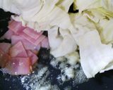 A picture of step 2 of Salt & Butter Flavored Soup Pasta with Cabbage & Bacon.