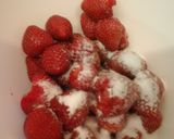 A picture of step 2 of Irmgards Strawberry Pavlova ice cream/sorbet low calorie.