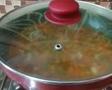A picture of step 6 of Chicken Hot and Sour Soup.