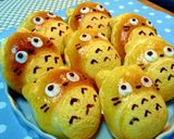 A picture of step 13 of Totoro Roll Bread.