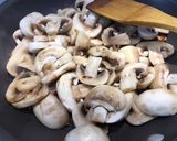 A picture of step 2 of Mushroom spinach sandwich.