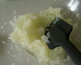 A picture of step 1 of Our Family's Hamburger.