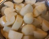 A picture of step 1 of Irish mashed Potatoes.