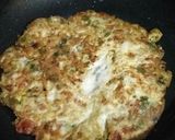 A picture of step 6 of Masala Omelette.