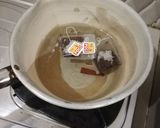 Foto langkah ke 1 dari resep Teh Tarik Kayu Manis.