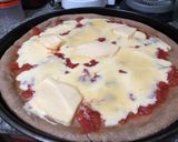 Foto del paso 8 de la receta: Pizza integral con vegetales y huevo 🍕🍆🥚