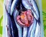 Foto del paso 2 de la receta: Boquerones marinados en sal granulada picante