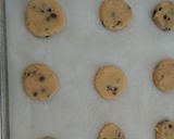 Foto langkah ke 5 dari resep Soft Baked Cookies.