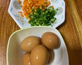 รูปขั้นตอนการทำที่ 1 ของ ไข่ม้วนทรงเครื่อง