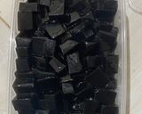 Foto langkah ke 1 dari resep Es Kelapa Cincau Kurma Rendah Gula.