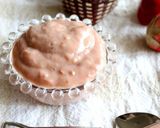 A picture of step 9 of Strawberry Custard Cream.