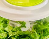 Foto del paso 3 de la receta: ENSALADA DE HOJAS VERDES 🍃 🥬🥗🥒🥬🍃🥗