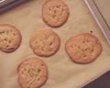 A picture of step 7 of Chewy & Crushy Cookies.