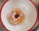 A picture of step 10 of Auntie Machi's Beloved Donuts.