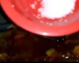A picture of step 2 of Aloo mattar ka salan.