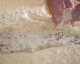 Foto del paso 3 de la receta: Bacaladillas rebozadas, tortillita y ensalada, apto para celíacos