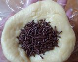 Foto langkah ke 3 dari resep Roti Sobek Isi Cokelat.