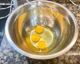 Foto del paso 3 de la receta: Pastel muy esponjoso con cobertura a las “ 4 leches”