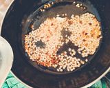 A picture of step 2 of Cabbage chutney.