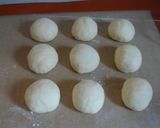 A picture of step 3 of Ring Shaped White Bread.