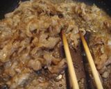 A picture of step 4 of Pan-Fried Ginger Pork Belly Slices.