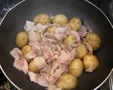 A picture of step 2 of New Potatoes and Pork Belly Simmered with Gochujang.
