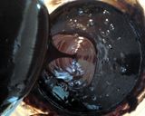 A picture of step 5 of Ladybirds Choc Molten Lava Cake ..