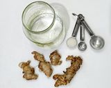 Foto langkah ke 1 dari resep Fermented Homemade Ginger Soda.