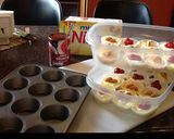 A picture of step 5 of Cheesecake Cupcakes!.