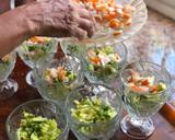 Foto del paso 3 de la receta: Cóctel de marisco de la abuela Marilé