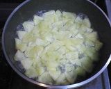A picture of step 4 of Simple Apple Jam.