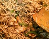A picture of step 5 of Chicken Hakka Noodles.