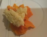 Foto del paso 1 de la receta: Pollo con pimentones en salsa acompañado de puré naranjo