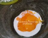 Foto langkah ke 1 dari resep Simple Birthday Coconut Cake.