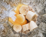 Foto del paso 1 de la receta: Panqueques esponjosos de banana y avena.- Bajas calorías y sin harina. (Pancakes) Súper FÁCIL