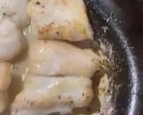 Foto del paso 2 de la receta: Lenguado en salsa verde de Tomate