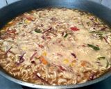 A picture of step 8 of Knorr Soupy Noodles with a twist !.