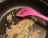 รูปขั้นตอนการทำที่ 1 ของ หัวขึ้นฉ่ายอบ celery root with champion and minced meat