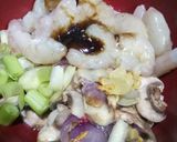 Foto langkah ke 3 dari resep Pepes udang jamur kancing.