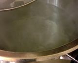 A picture of step 7 of Preparing and Serving Crayfish.