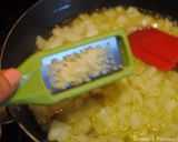 A picture of step 1 of Persian Stuffed bell peppers.