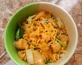 Foto langkah ke 5 dari resep Mie Nyemek Kuah Seblak.