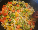 Foto del paso 4 de la receta: Níscalos con patatas🍄