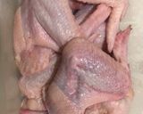 Foto langkah ke 1 dari resep Sayap ayam bumbu ketumbar ungkep.