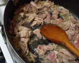 Zöldborsós sertéstokány recept fázis 3 fotója